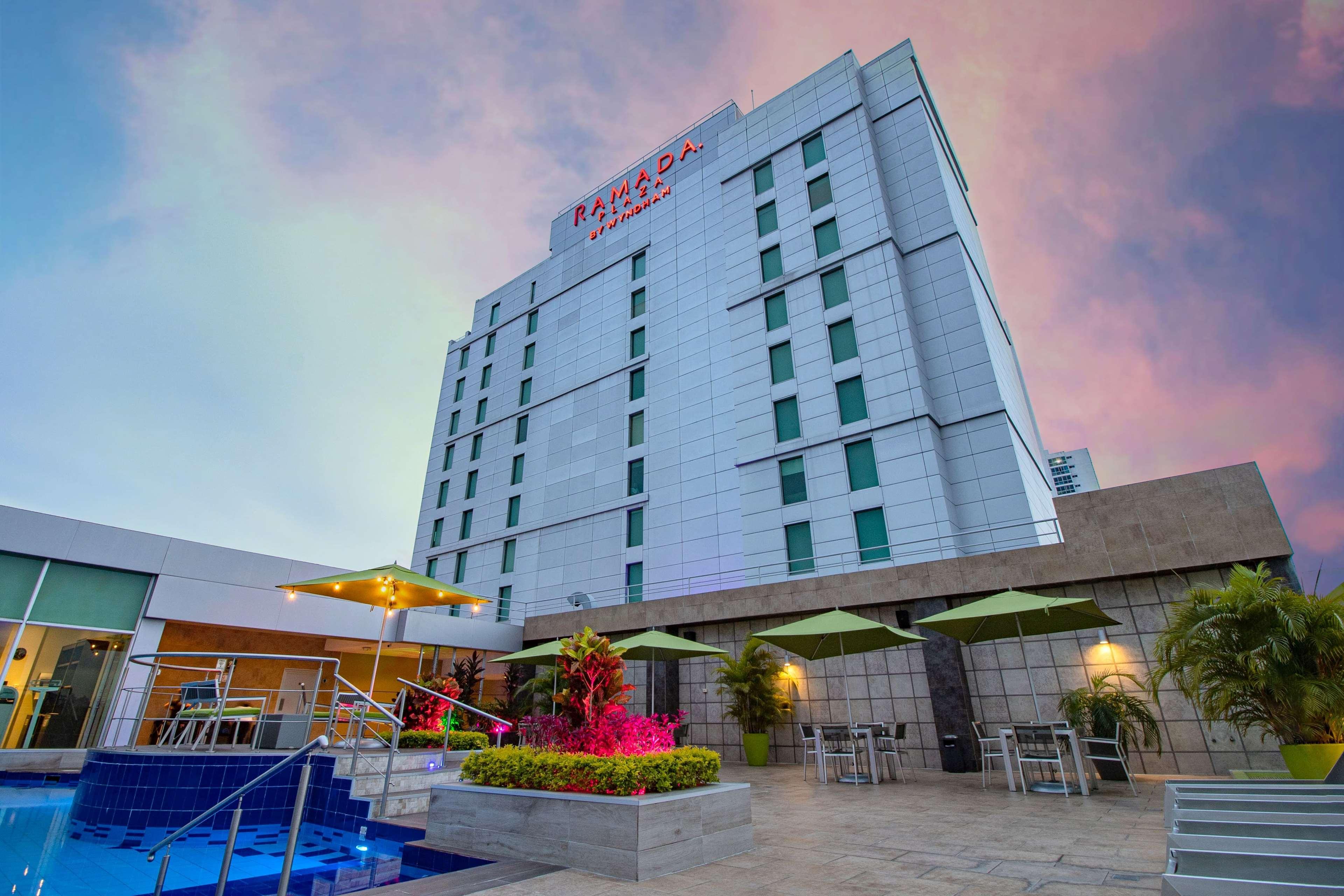 Ramada Plaza By Wyndham Panama Punta Pacifica Hotel Exterior foto