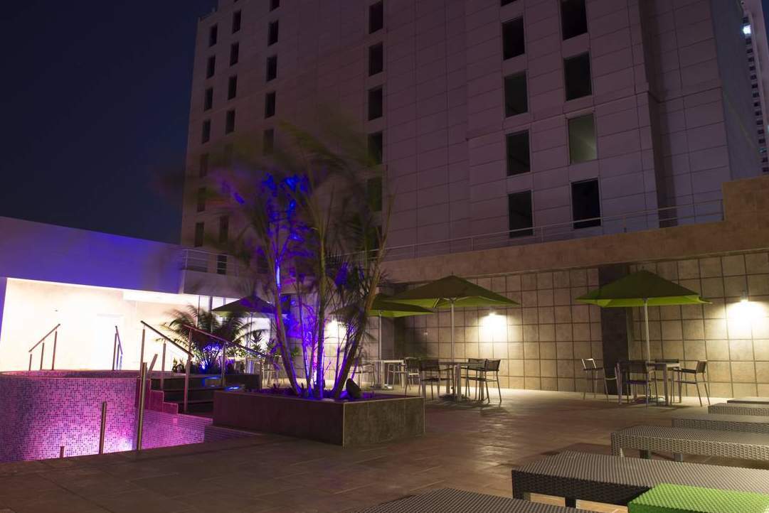 Ramada Plaza By Wyndham Panama Punta Pacifica Hotel Exterior foto